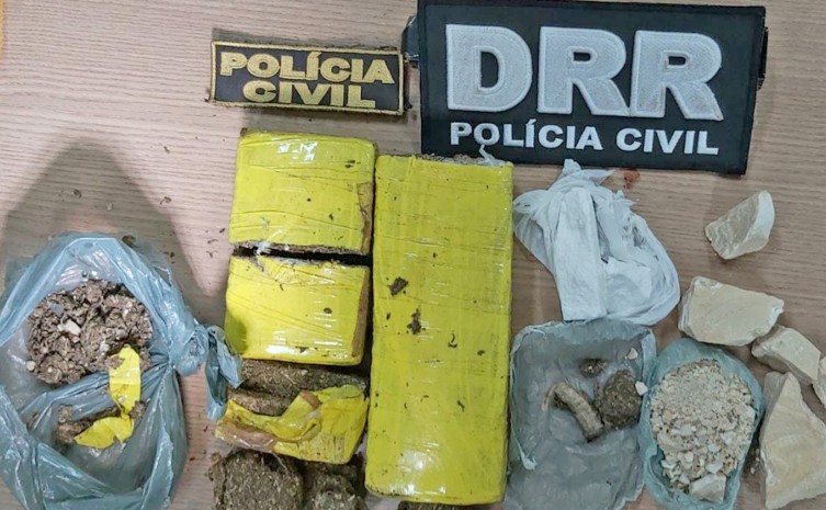 Em Araguaína, Delegacia de Repressão a Roubos apreende 1,5 kg de drogas