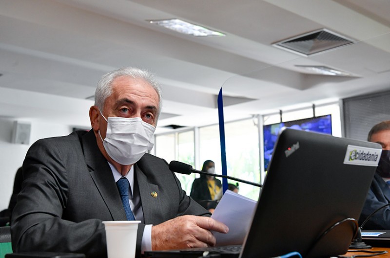 Comissão de Meio Ambiente aprova multa por lixo jogado de navios