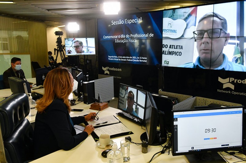 Em sessão especial, profissionais de educação física cobram mais reconhecimento