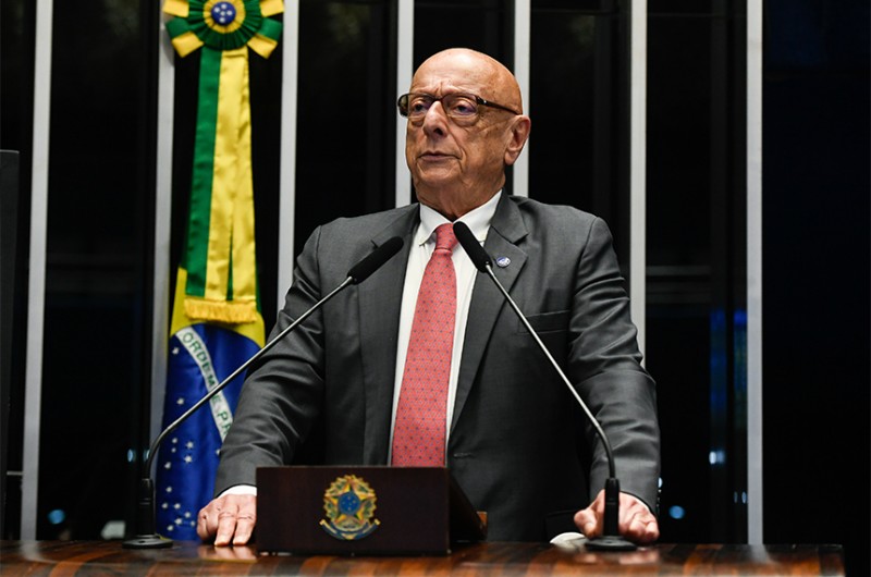Esperidião Amin parabeniza a empresa WEG pelos 60 anos de fundação