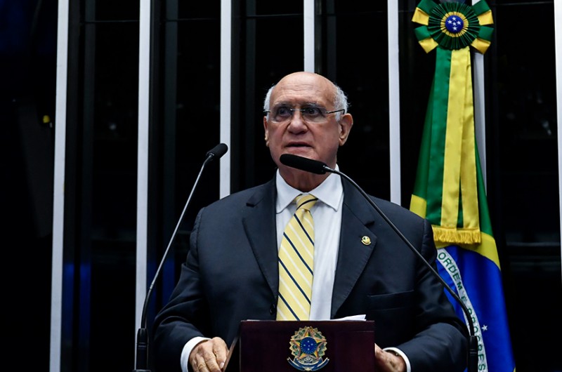 Lasier critica projeto que altera Lei de Improbidade Administrativa
