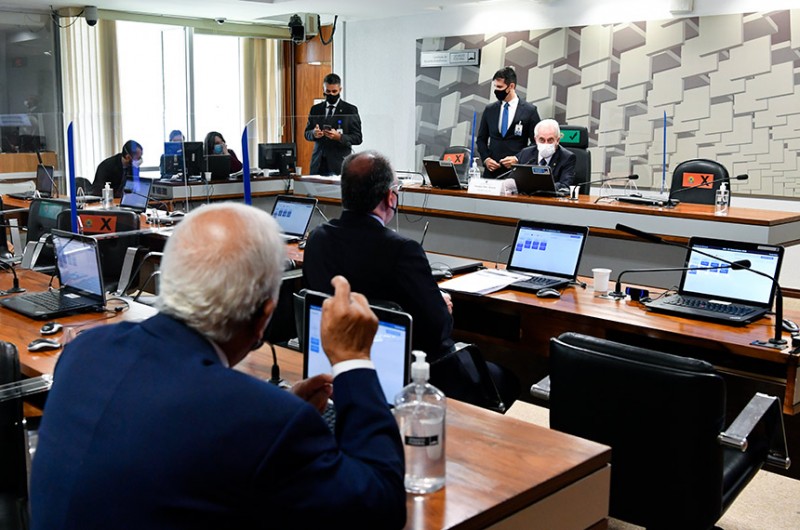 CAE aprova indenização para agente de saúde que usar transporte próprio