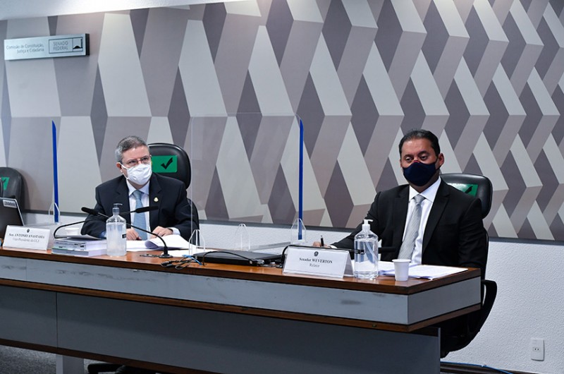 Debate na CCJ expõe divergências sobre mudanças na Lei de Improbidade Administrativa