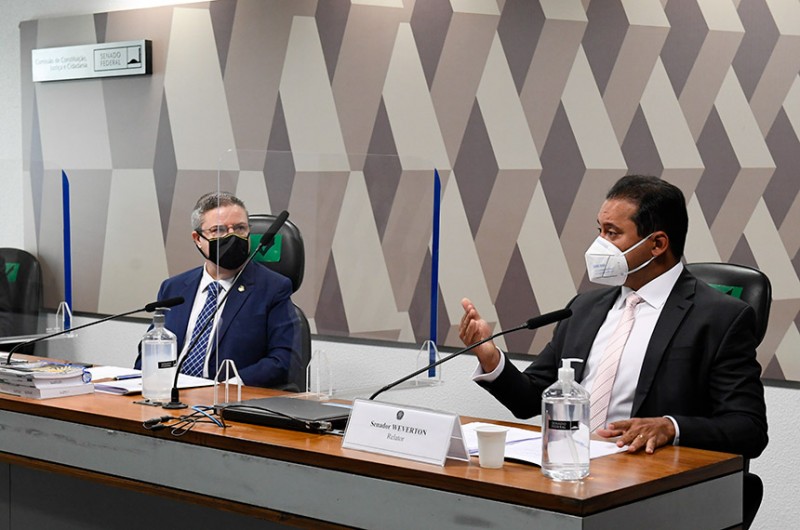 CCJ aprova alterações na Lei de Improbidade Administrativa; Plenário deve votar nesta quarta