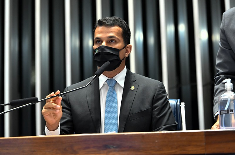 Iluminação especial do Senado homenageia a criação do estado do Tocantins