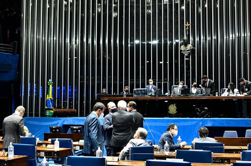 Senado pode antecipar em cinco anos meta de zerar desmatamento e reduzir emissão de gases