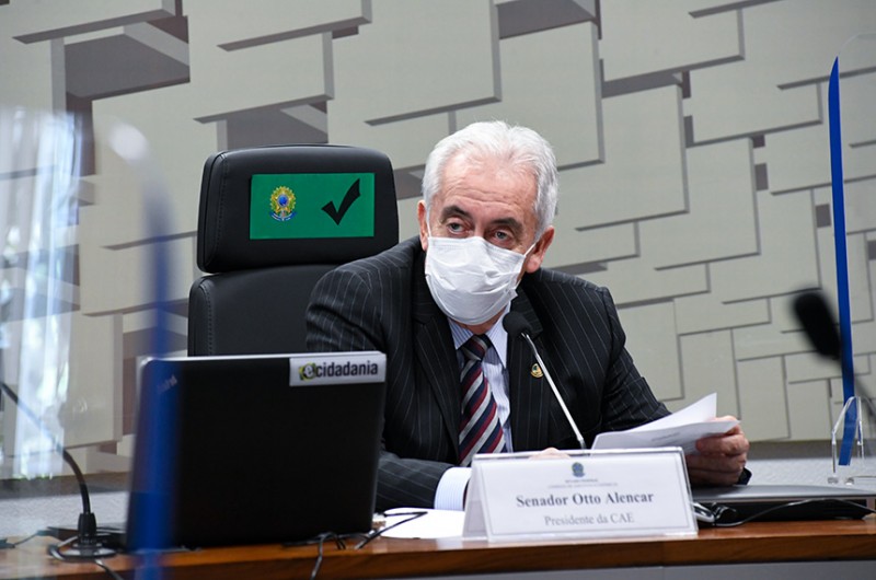 CAE analisa contratação de crédito externo pelo Executivo