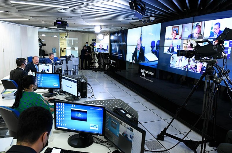 Sessão solene celebra Dia do Médico e destaca importância dos profissionais na pandemia