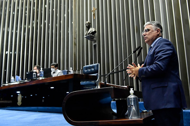 Girão critica relatório de Renan e divulga carta de repúdio à condução da CPI da Pandemia