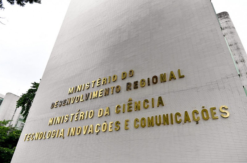 CCT vai debater corte de R$ 600 milhões no orçamento da Ciência e Tecnologia