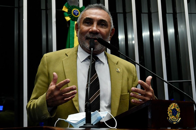 Para Telmário, crise migratória venezuelana está afetando serviços básicos em Roraima