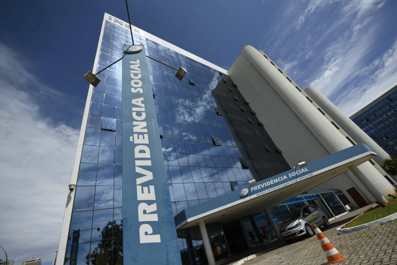 Prova de vida do INSS começa amanhã; veja quem deve fazer