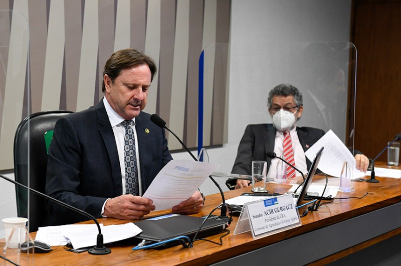 Obrigatoriedade de comprovar período de descanso do solo segue ao Plenário