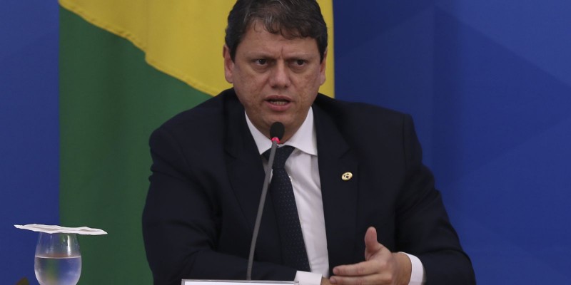 Freitas diz que o PIB mostra que o país está no caminho certo