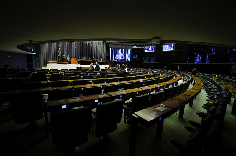 Congresso: senadores analisarão vetos derrubados pelos deputados