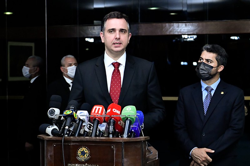 Pacheco designa relator da MP do Auxílio Brasil