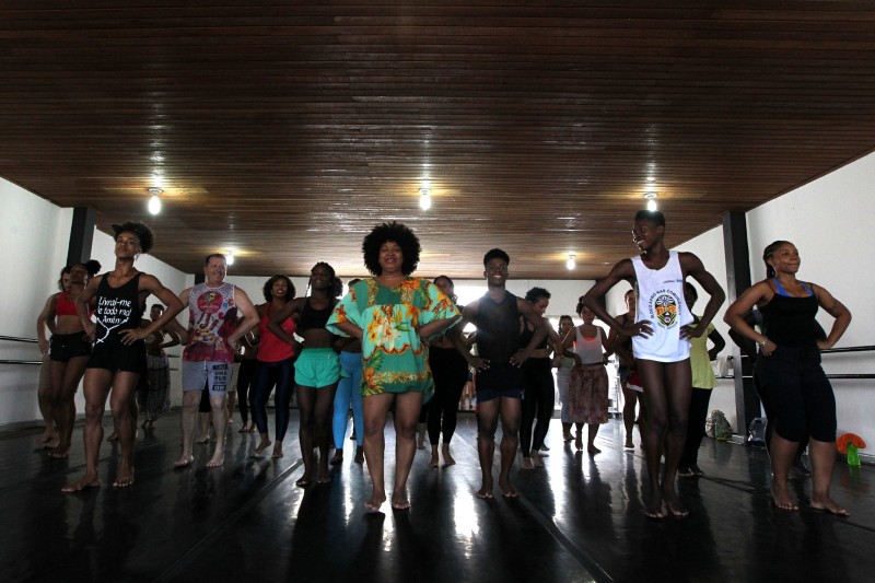 Escola de Dança da Funceb abre pré-inscrição de sorteio de 36 bolsas integrais para cursos de férias